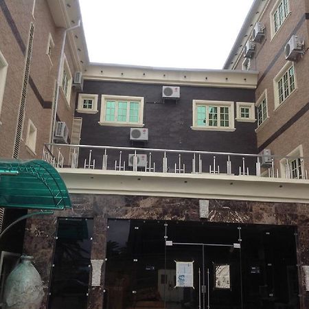 Eterno Hotel Benin City Buitenkant foto